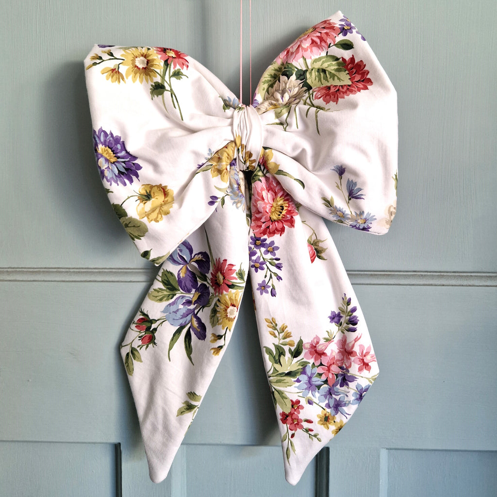 Large Fabric Bow -  Vintage Sanderson 'Anastasia' Fabric