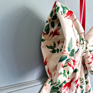 Colefax And Fowler Fuchsia Bow