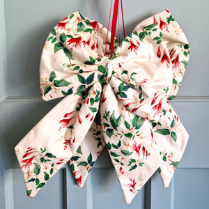 Colefax And Fowler Fuchsia Bow