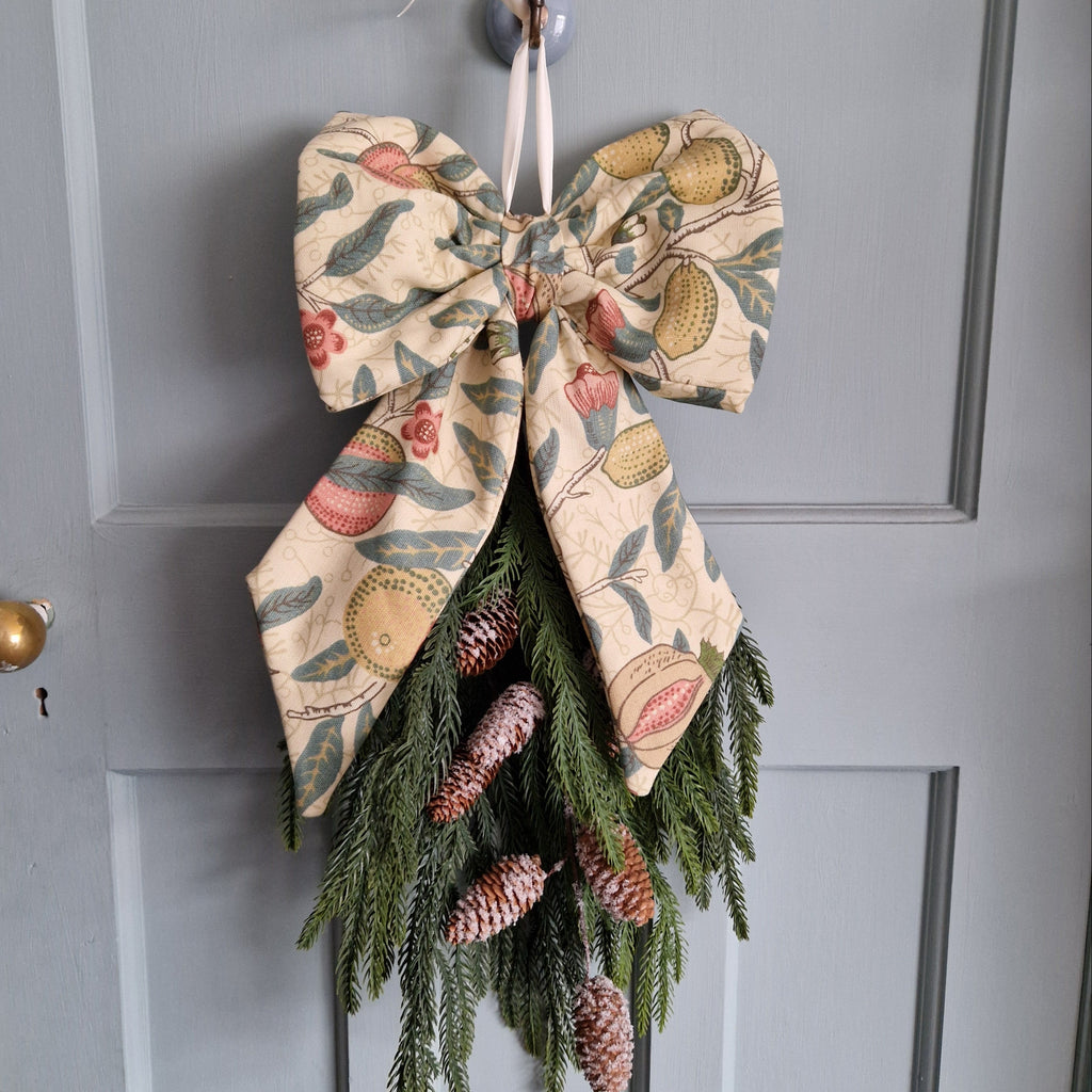 William Morris Large Fabric Bow -Fruit