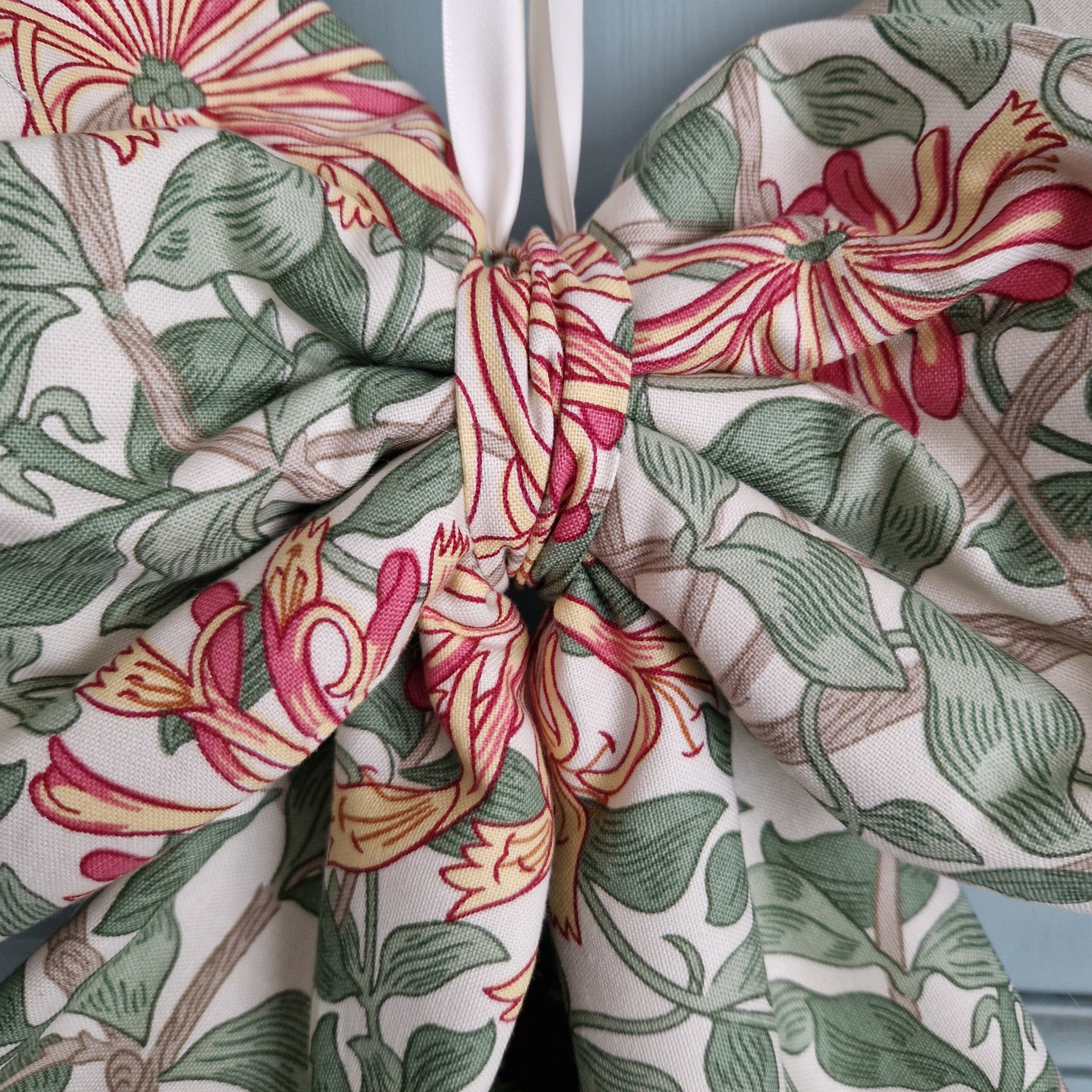William Morris Large Fabric Bow - Honeysuckle