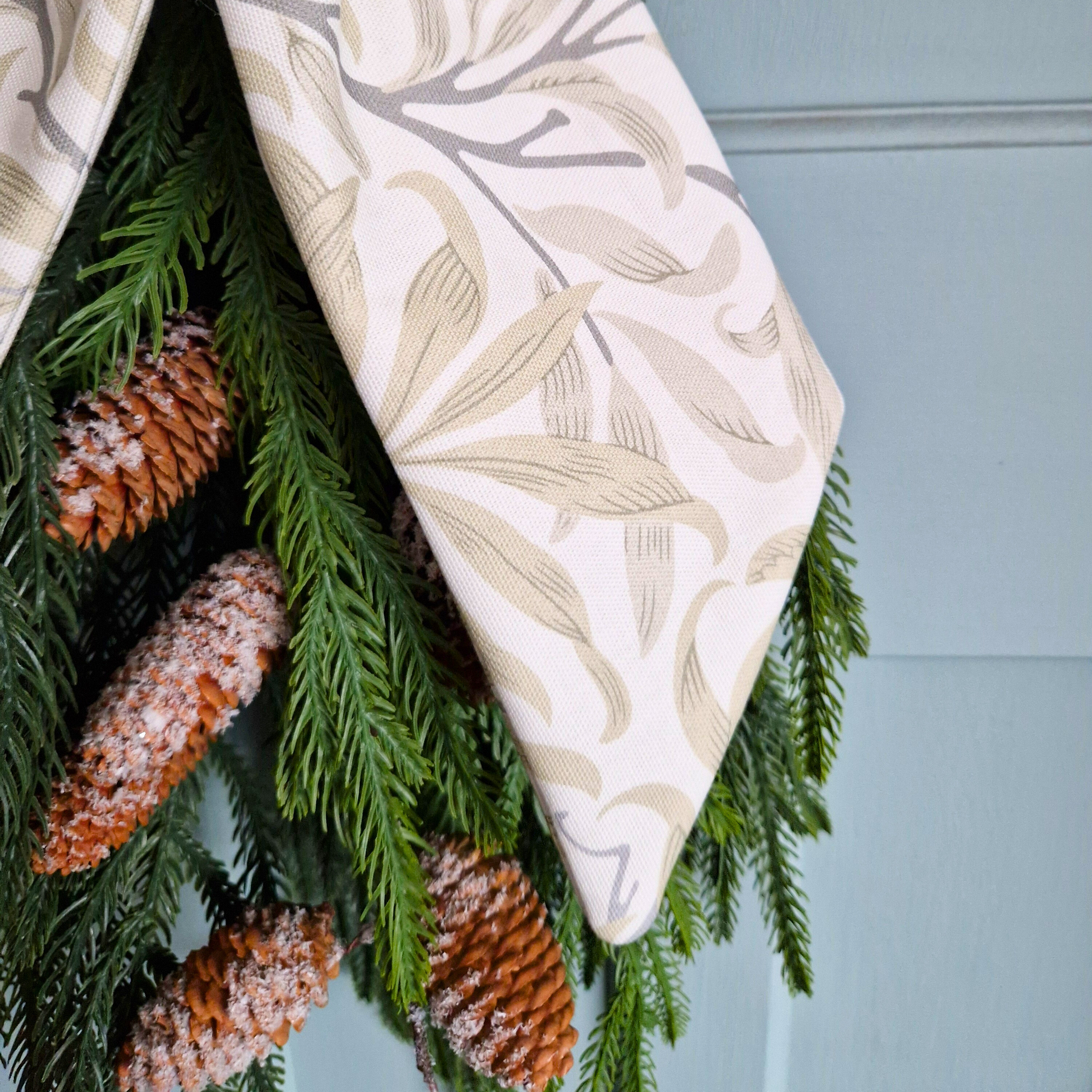 William Morris Large Fabric Bow -Willow Bough 'Linen' - MADE TO ORDER 